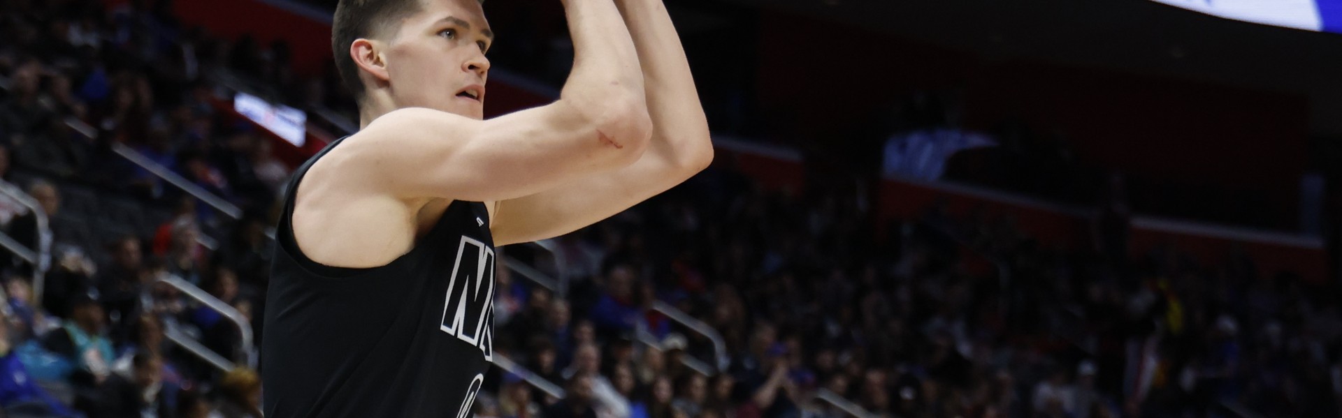 九游体育注册登录-生涯新高！8号秀杰明12中8&amp;6记三分拿下26分4板2助